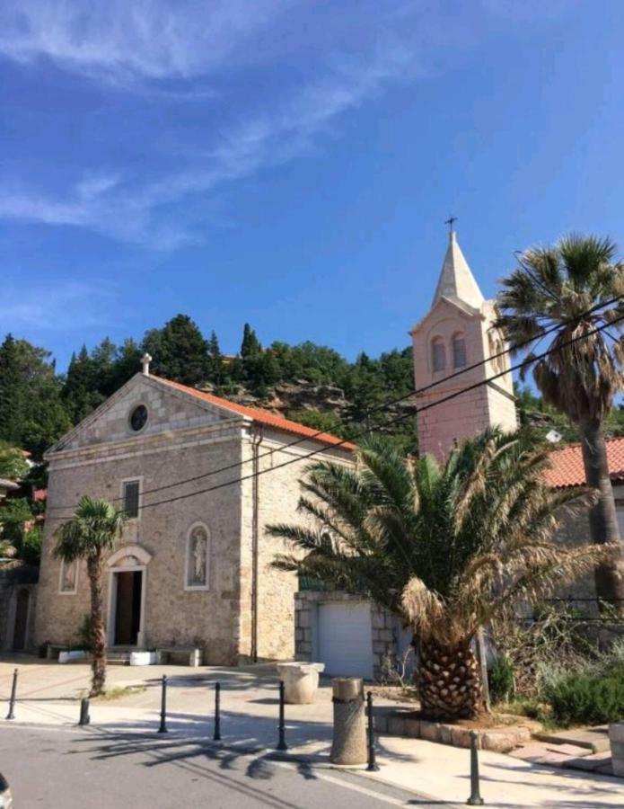 Holiday Home Lucija "" Private House With Pool "" Jablanac Esterno foto